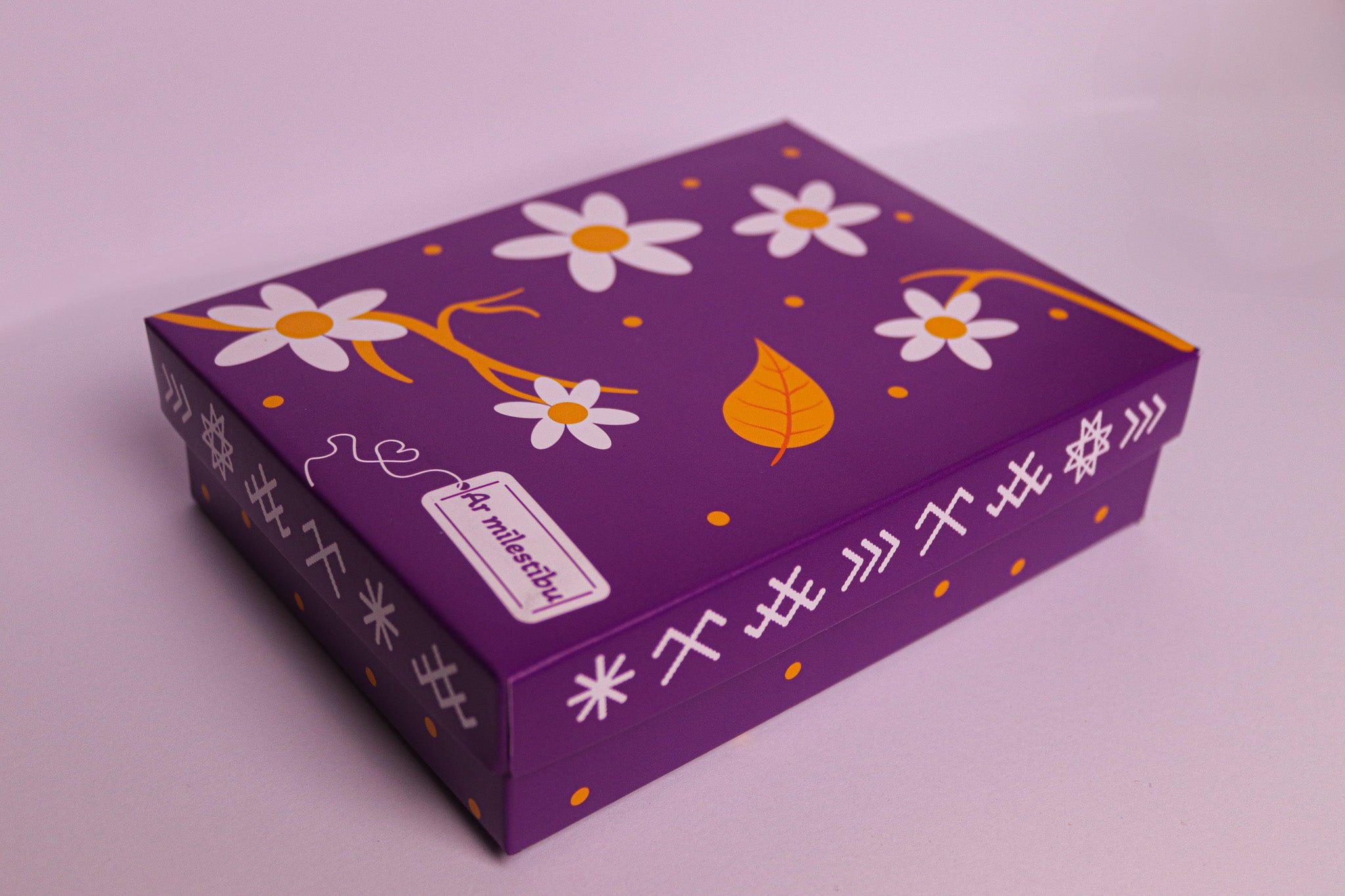RECTANGULAR GIFT BOX "pavasaris"